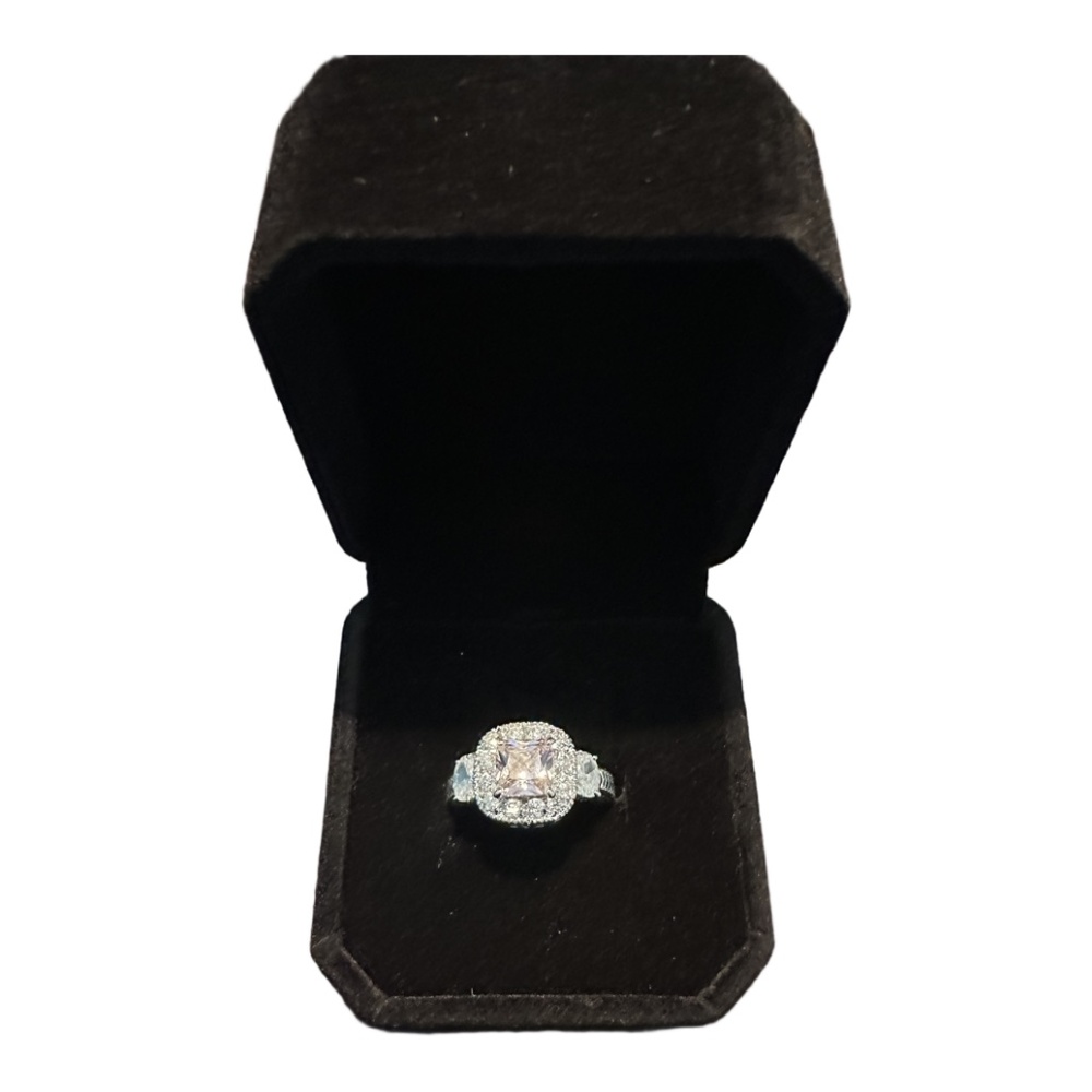 RSC Costume Jewelry Clear & Pink Cubic Zirconia Size 5